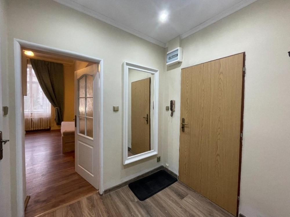 Apartman Diana Διαμέρισμα Κάρλοβι Βάρι Εξωτερικό φωτογραφία